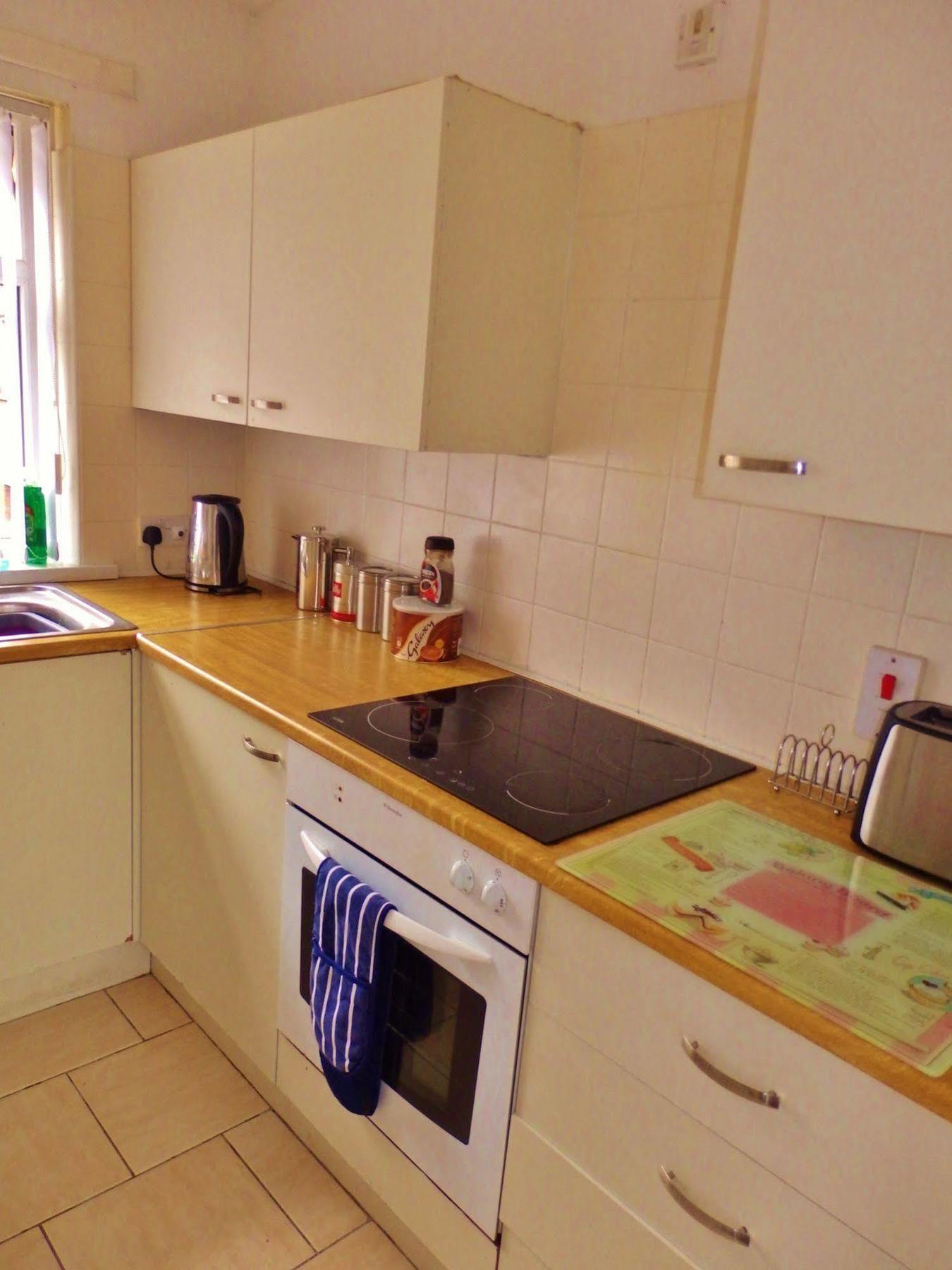 Perfect Central City Location - Parking - 3 Beds - 2 Bedrooms Belfast Extérieur photo